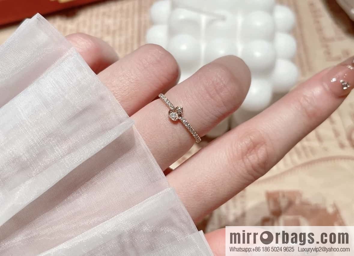 ❗️New ❗️ ☀️ Qeelin Petite Wulu Full Diamond Gourd Ring ☀️