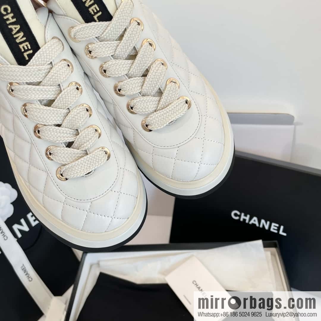 CHANEL Xiaoxiang Rhombus lambskin platform casual sneakers