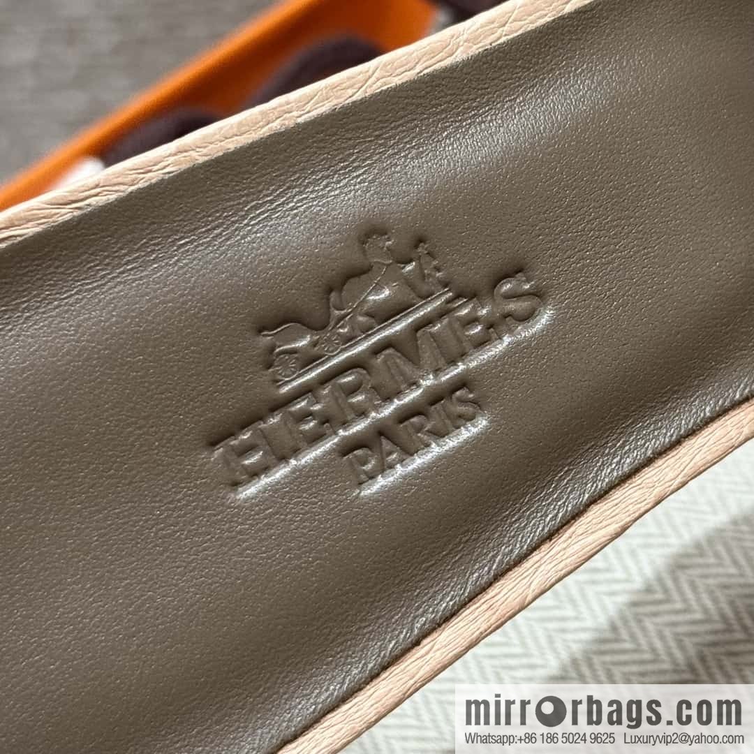 Hermès 185 Oasis high-heeled sandals, ostrich 🐦/Ostrich rose powder/Rose powder