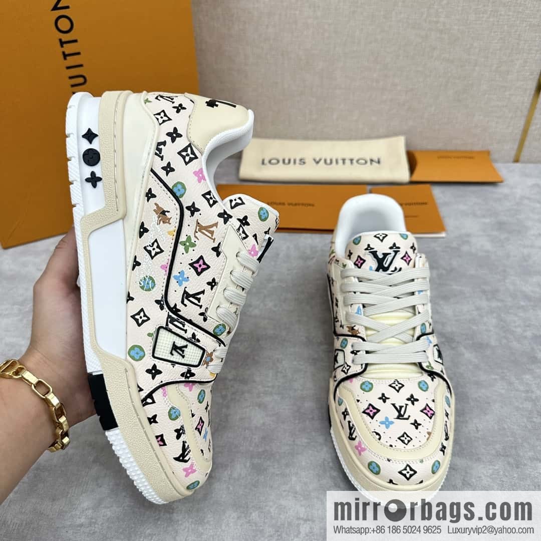 💋💍L new TRAINER sports shoes series 1ACXBE LV TRAINER sports shoes