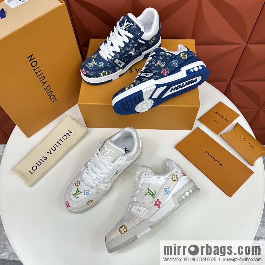 ππL's new product L * V Louis~ The new TRAINER series sneakers are made of Monogram denim (denim).
