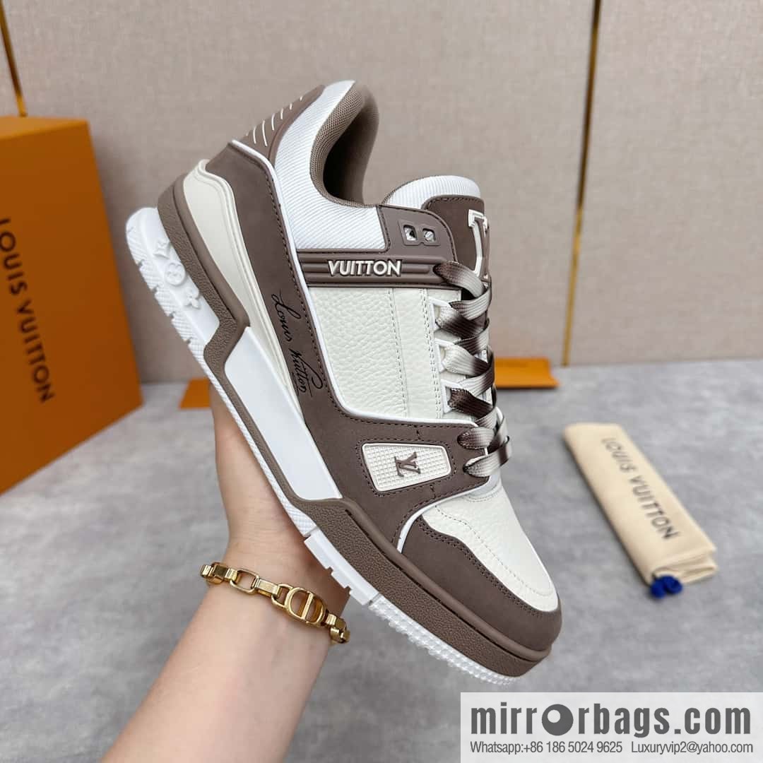💋💍L new products L * V Louis~ new products of the season are on the shelves TRAINER series sports shoes 1ACWBX