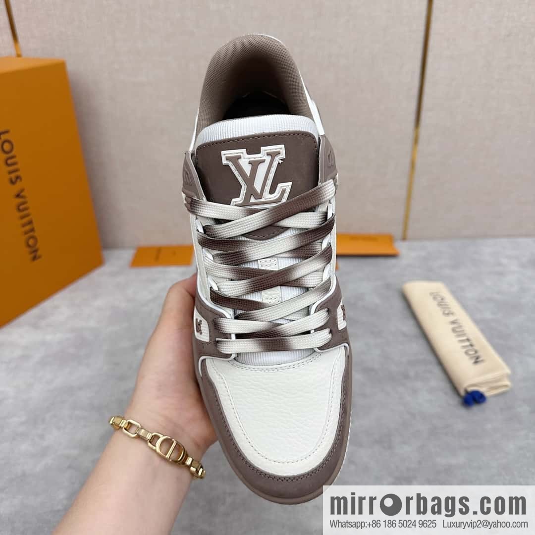 💋💍L new products L * V Louis~ new products of the season are on the shelves TRAINER series sports shoes 1ACWBX