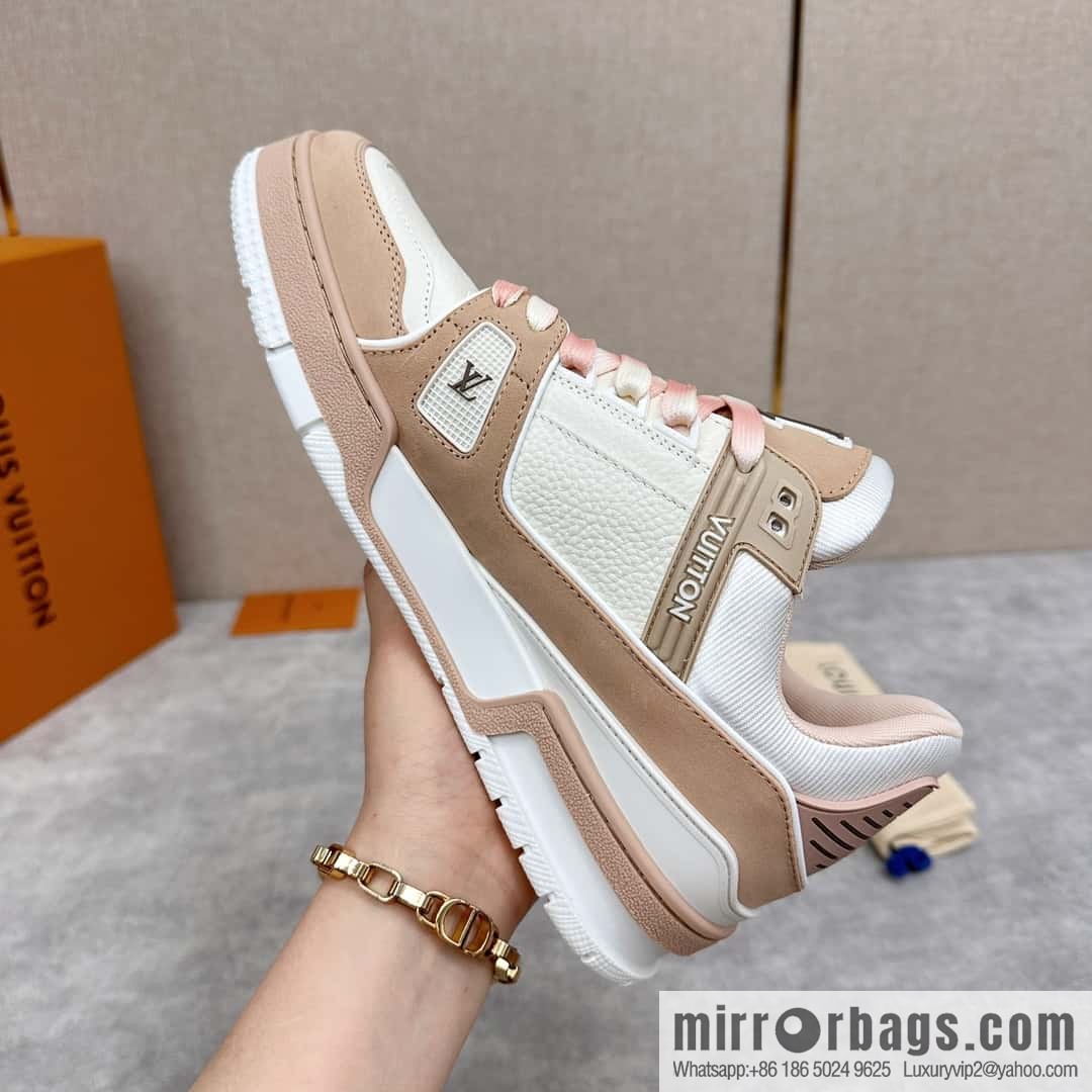 💋💍L new products L * V Louis~ new products of the season are on the shelves TRAINER series sports shoes 1ACWAV