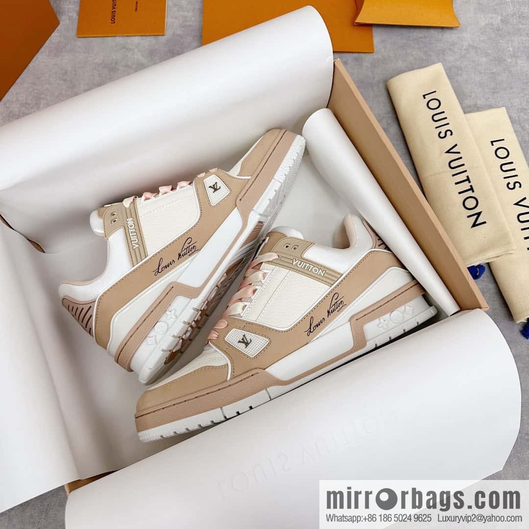 💋💍L new products L * V Louis~ new products of the season are on the shelves TRAINER series sports shoes 1ACWBX