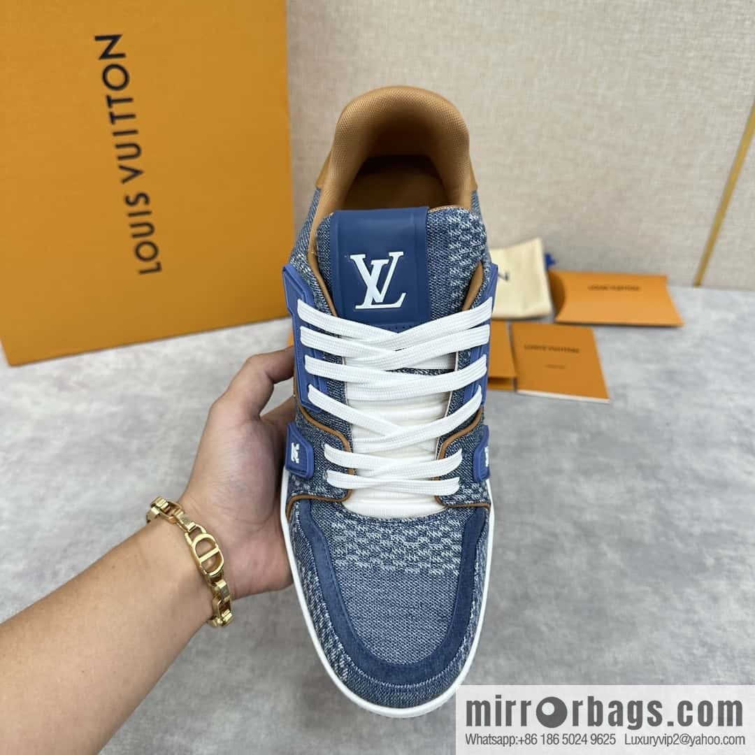 ππL new products L * V Louis~ new products of the season are on the shelves TRAINER series sports shoes 1AD6DI