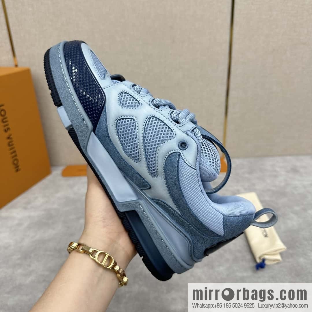 ππL home new products L * V SKATE washing gradual change sports shoes series 1ACQML new LV SKATE sports shoes of the season