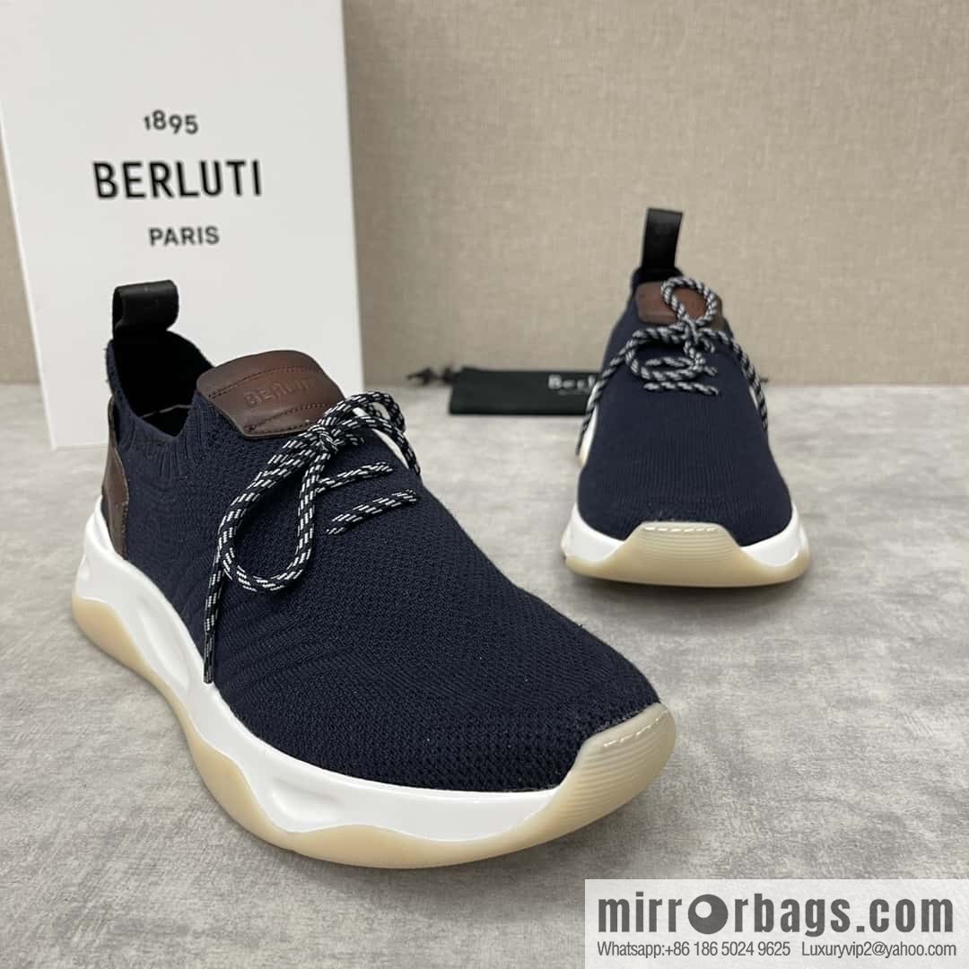 ๐๐Berlut's new Shadow fly-knit sneakers