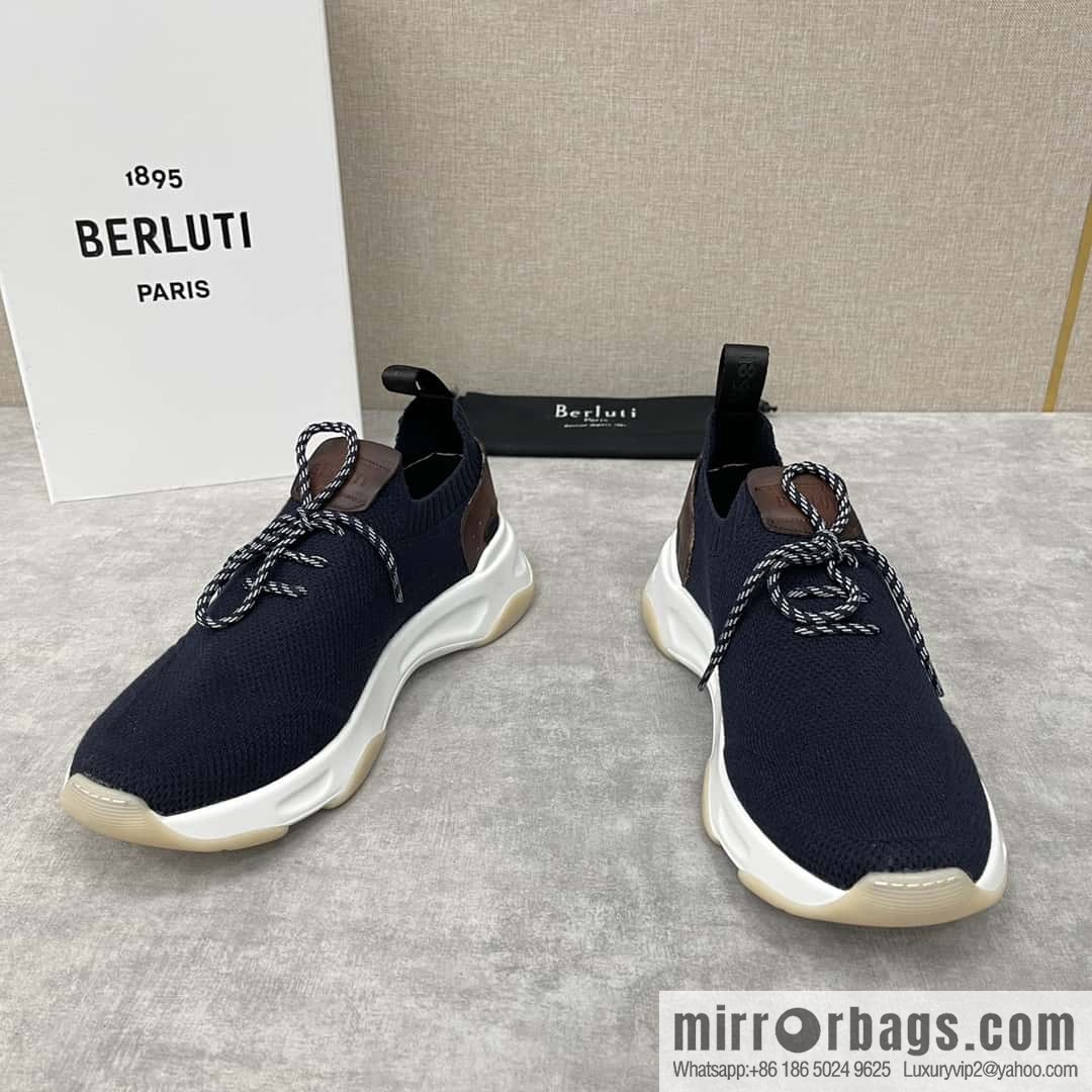 ๐๐Berlut's new Shadow fly-knit sneakers