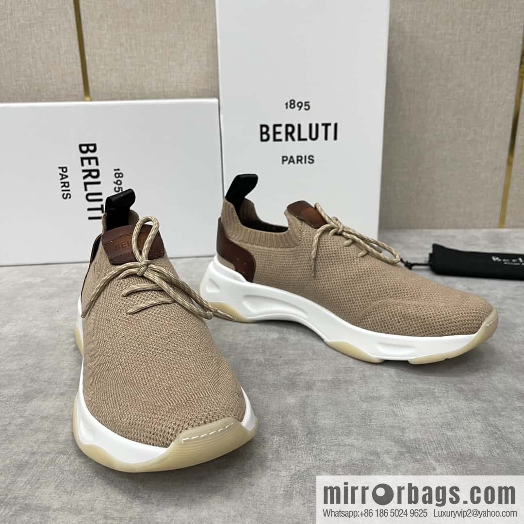 ๐๐Berlut's new Shadow fly-knit sneakers