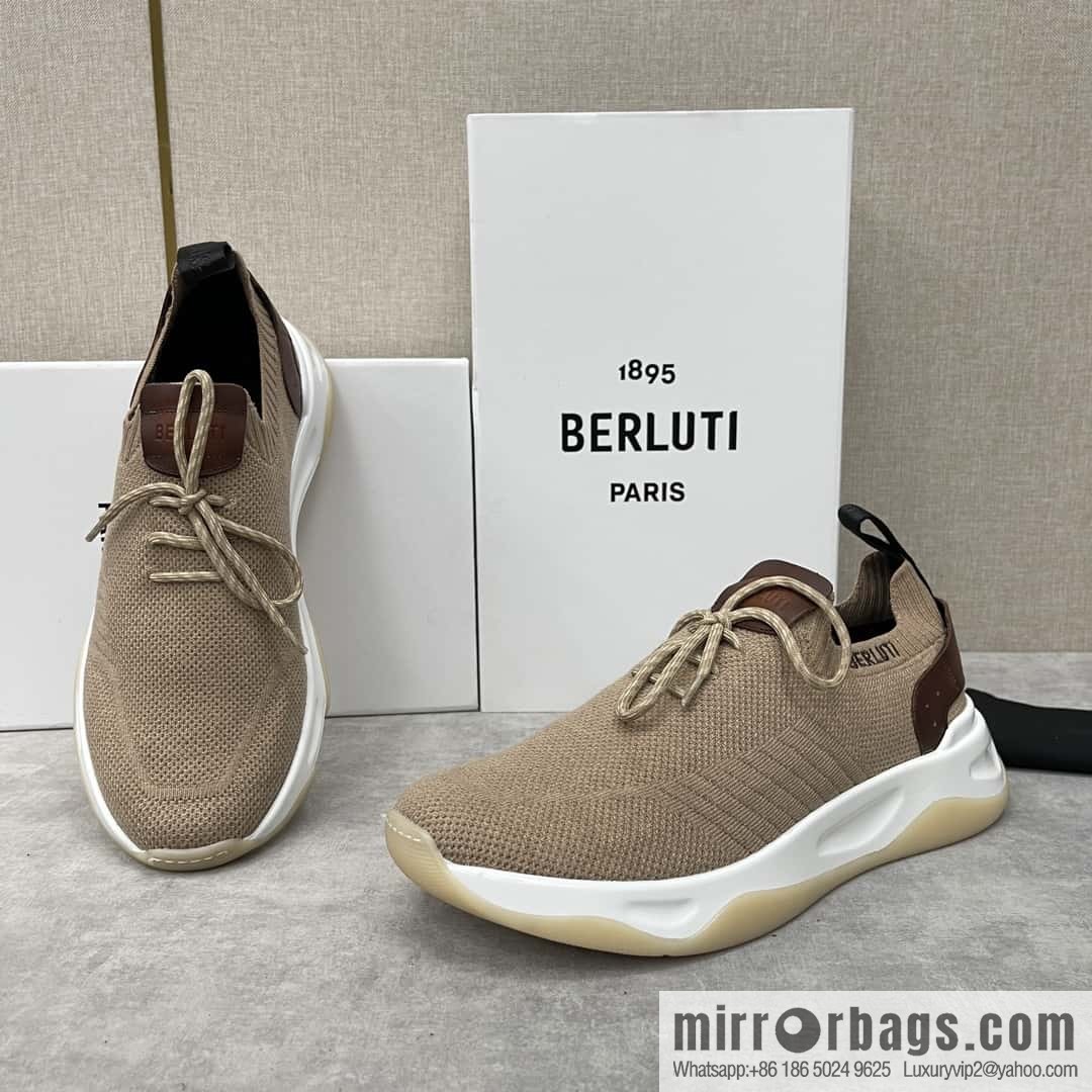 ๐๐Berlut's new Shadow fly-knit sneakers