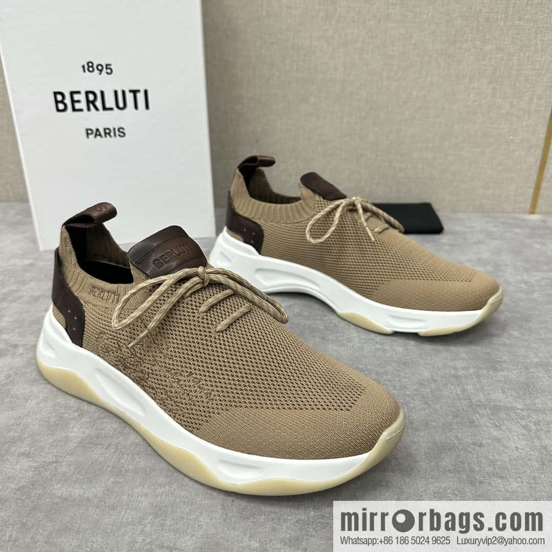 ๐๐Berlut's new Shadow fly-knit sneakers