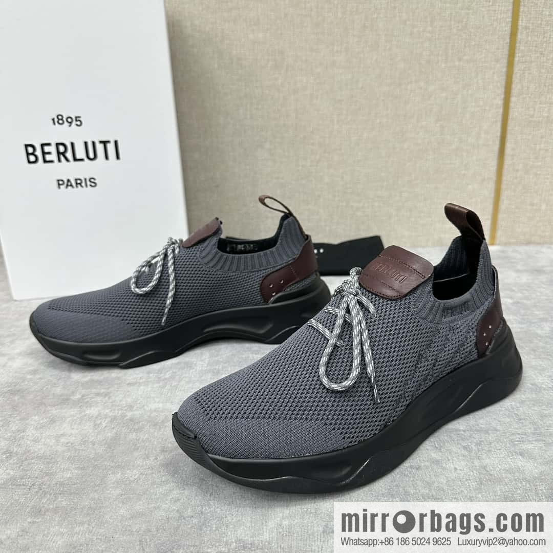 ๐๐Berlut's new Shadow fly-knit sneakers