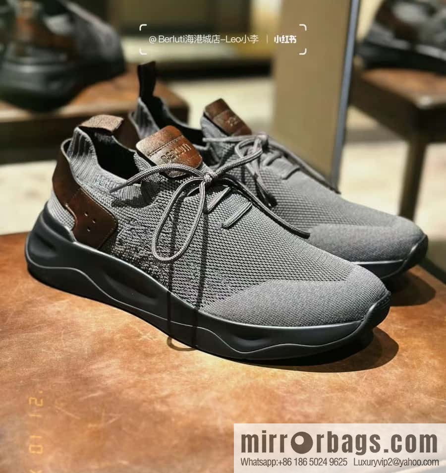 ๐๐Berlut's new Shadow fly-knit sneakers