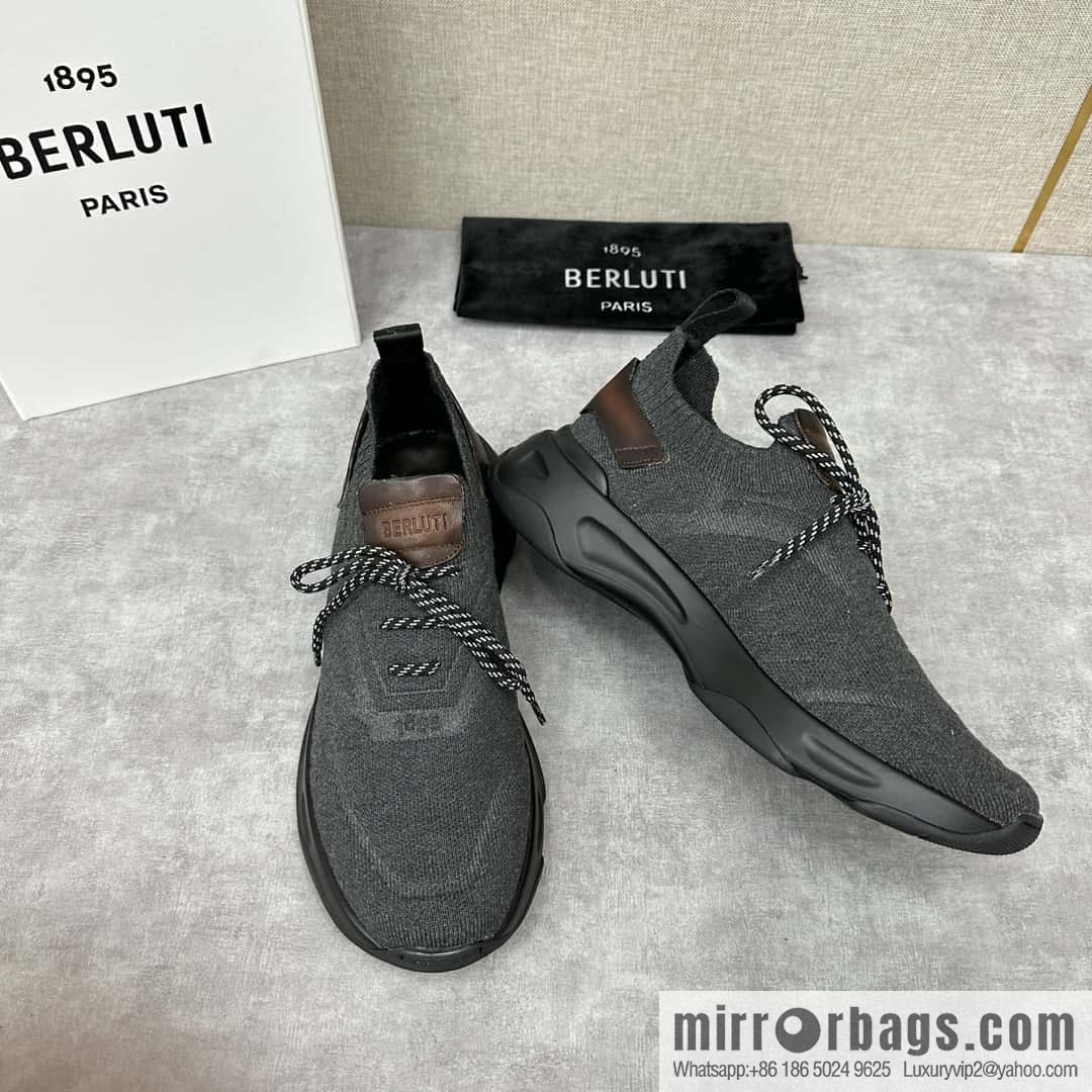 ๐๐Berlut's new Shadow fly-knit sneakers