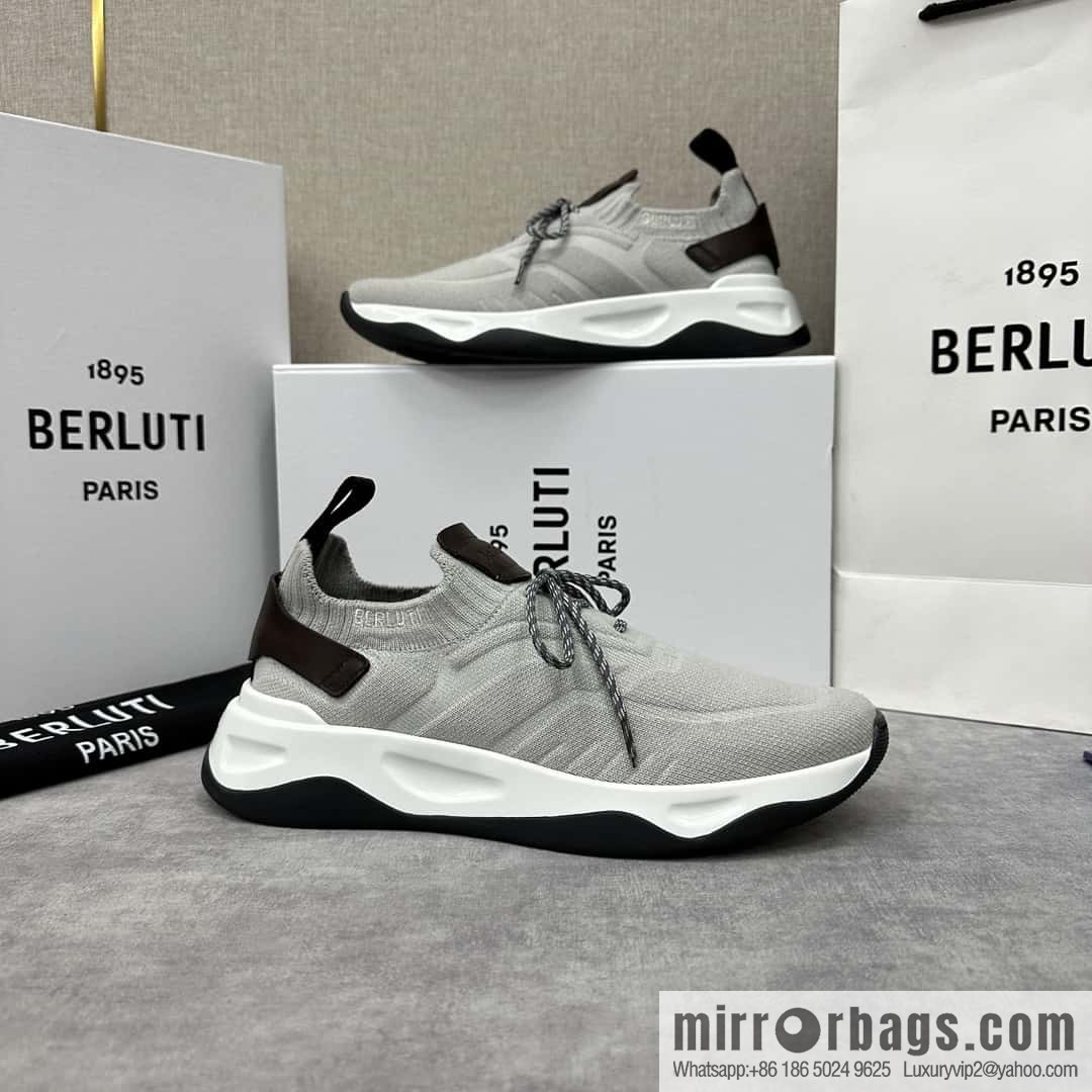 ๐๐Berlut's new Shadow fly-knit sneakers