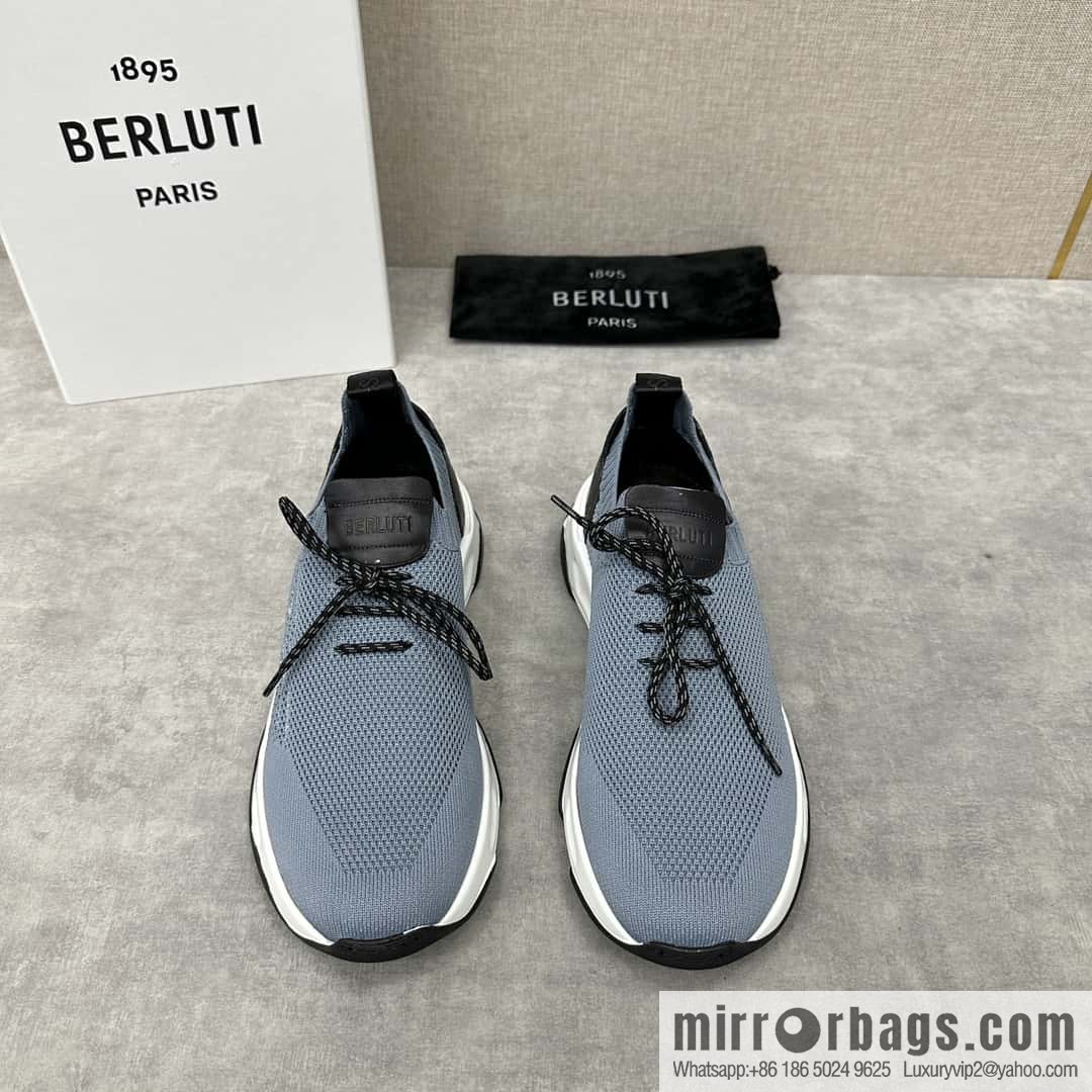 ๐๐Berlut's new Shadow fly-knit sneakers