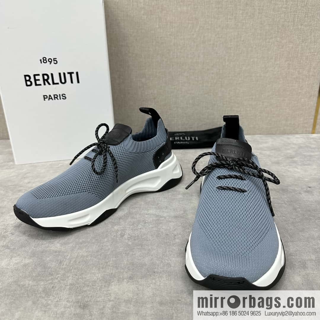 ๐๐Berlut's new Shadow fly-knit sneakers