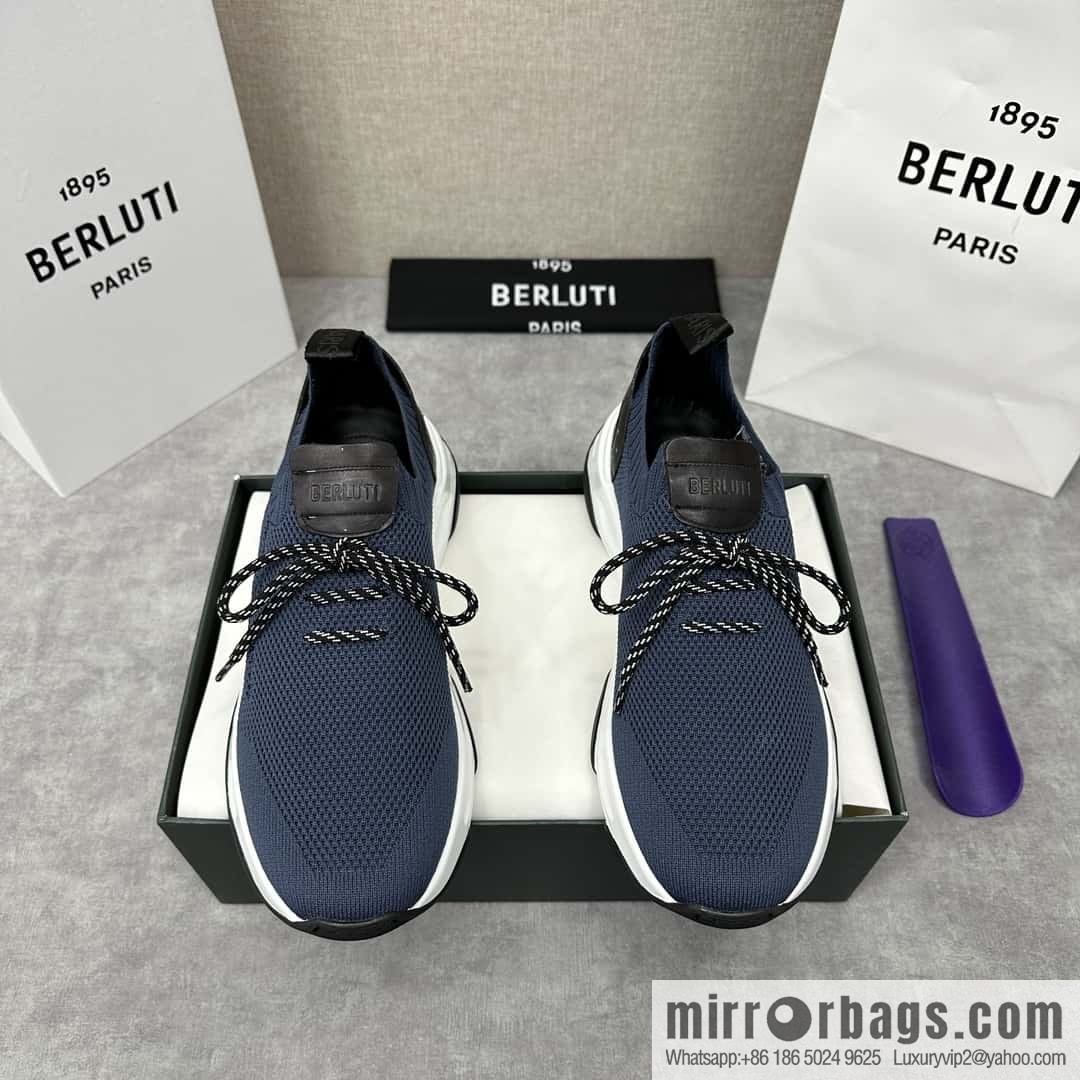 ๐๐Berlut's new Shadow fly-knit sneakers