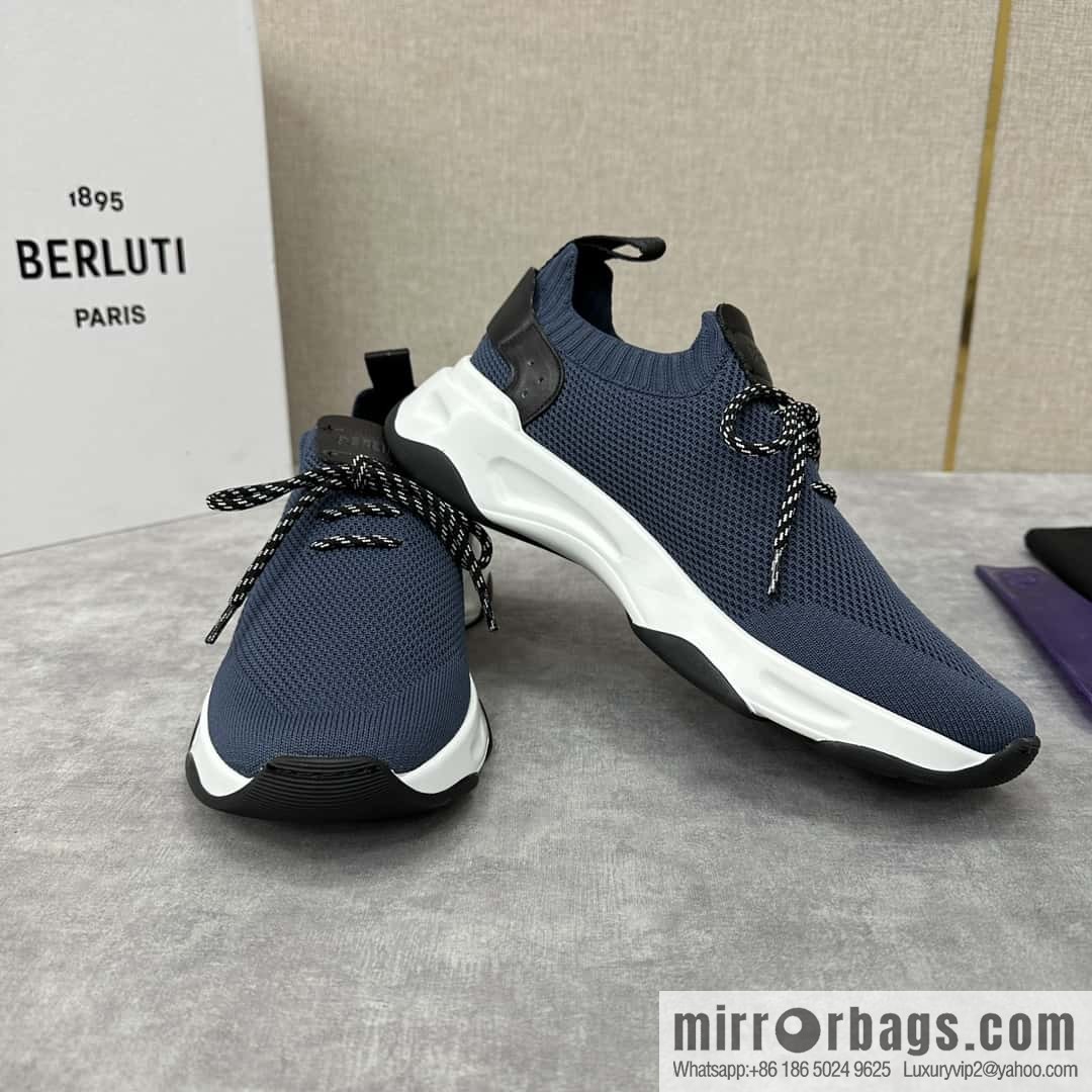 ๐๐Berlut's new Shadow fly-knit sneakers