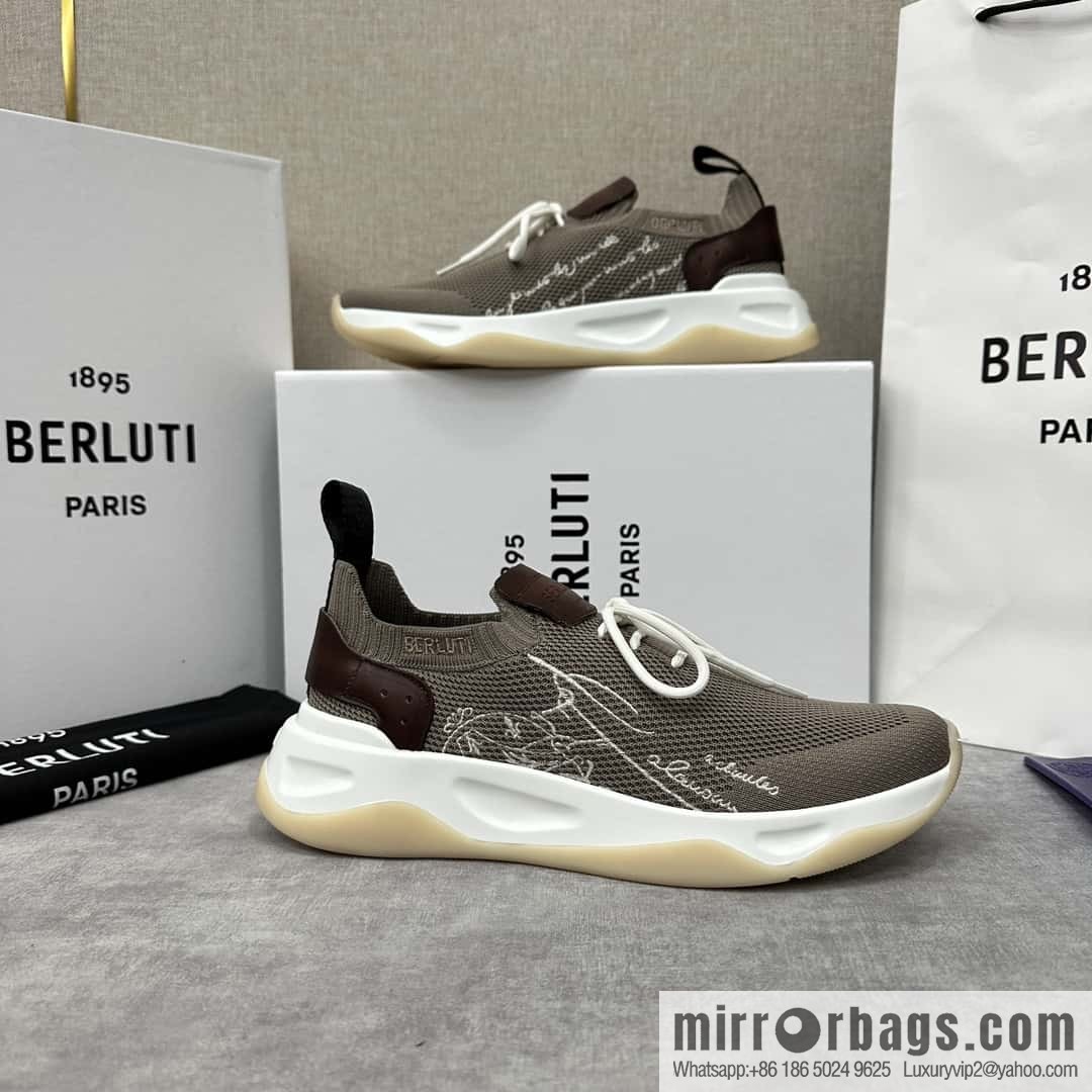 ๐๐Berlut's new Shadow fly-knit sneakers