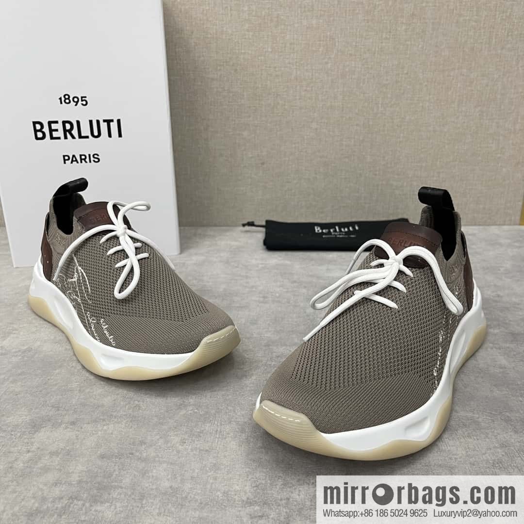๐๐Berlut's new Shadow fly-knit sneakers