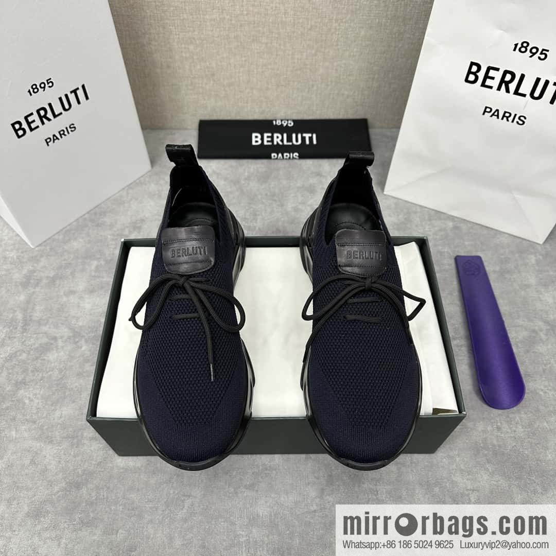 ๐๐Berlut's new Shadow fly-knit sneakers