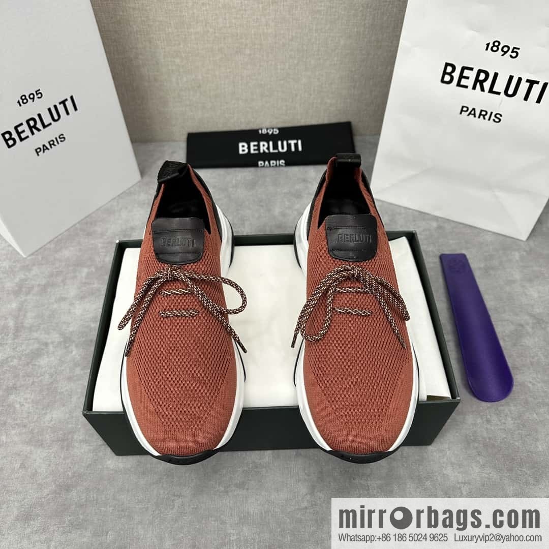 ๐๐Berlut's new Shadow fly-knit sneakers