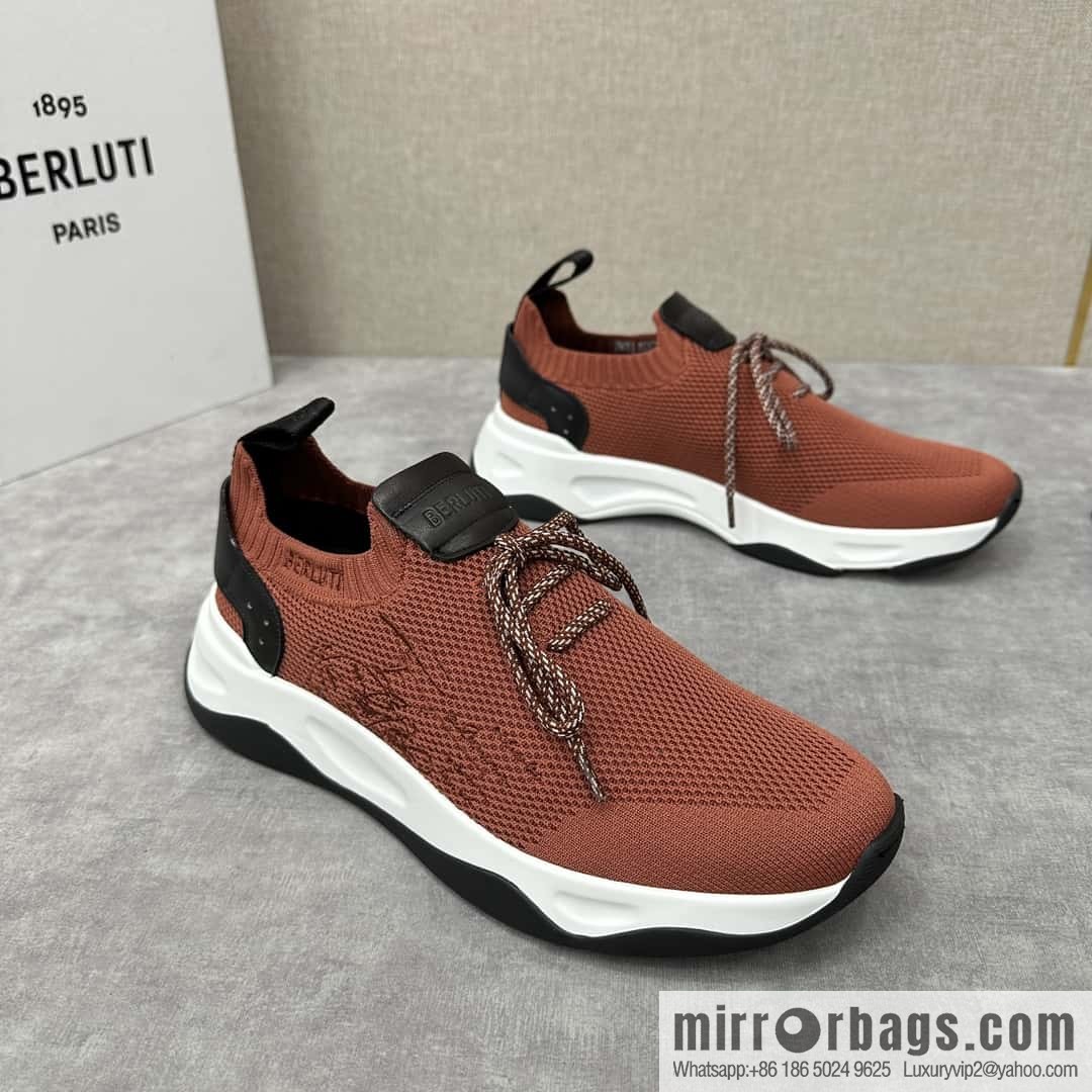 ๐๐Berlut's new Shadow fly-knit sneakers