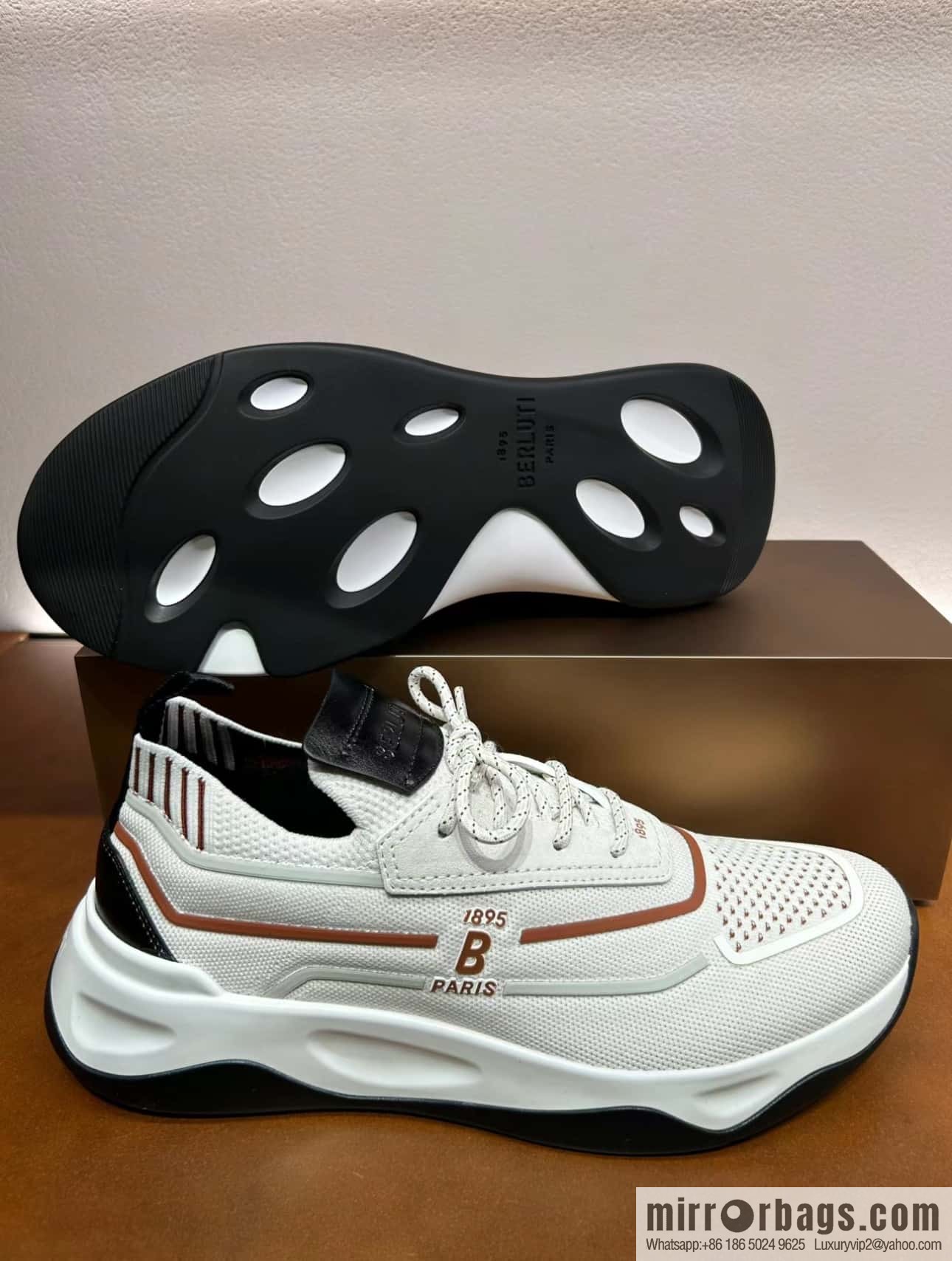 ๐๐Berlut's new Shadow fly-knit sneakers