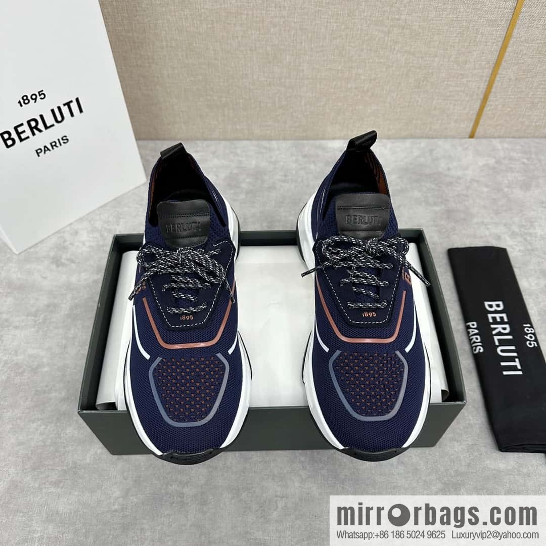 ๐๐Berlut's new Shadow fly-knit sneakers