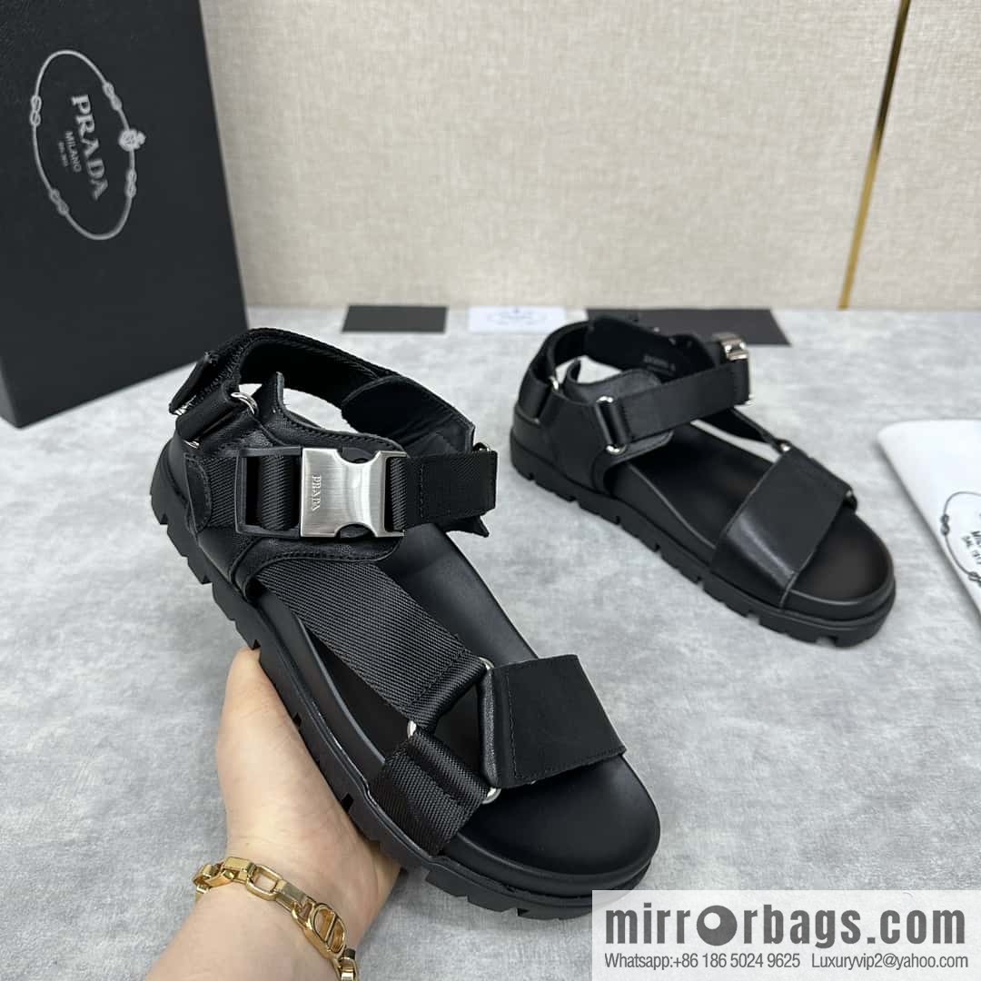 ๐๐P new Prada * Prada, men's new platform splicing sandals