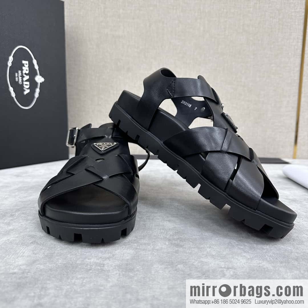 ๐๐P's new Prada * Prada-da, new men's leather cross-woven sandals