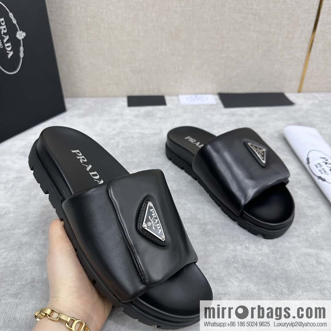๐๐P new Prada * Prada-da, new men's leather one-word sandals