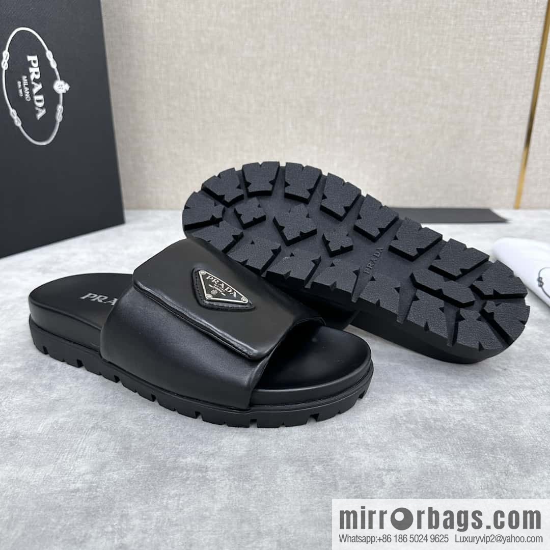 ๐๐P new Prada * Prada-da, new men's leather one-word sandals