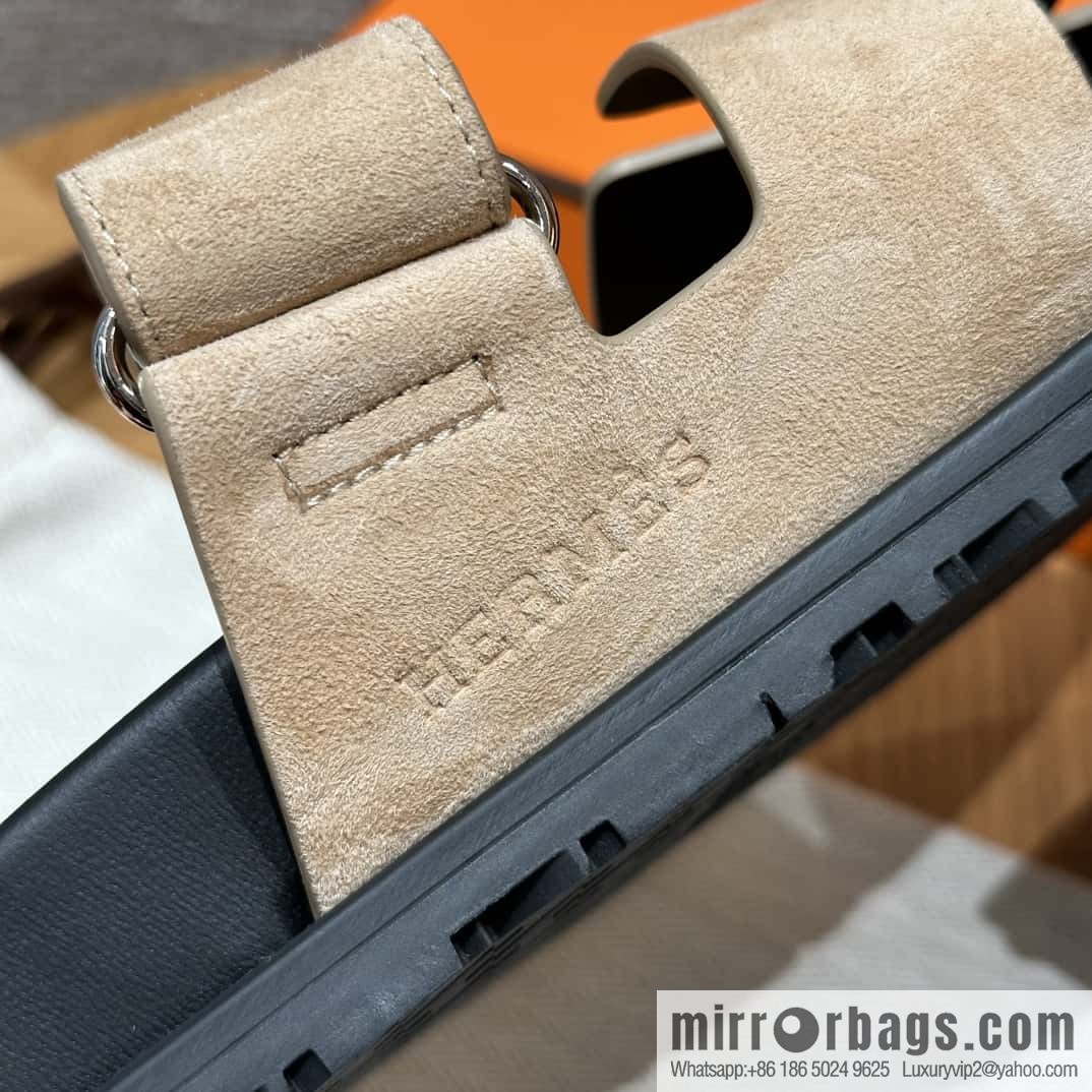 HERMES 225 CHYPRE SANDAL uncle shoes, suede/Chamois leather marble beige/Cream-coloured
