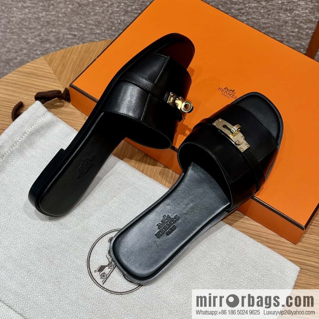 HERMES 183Kelly tow sandals Giulia calfskin /Calfskin black/CK89/Noir