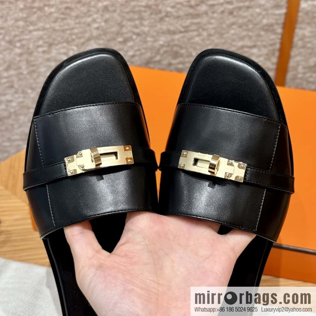 HERMES 183Kelly tow sandals Giulia calfskin /Calfskin black/CK89/Noir
