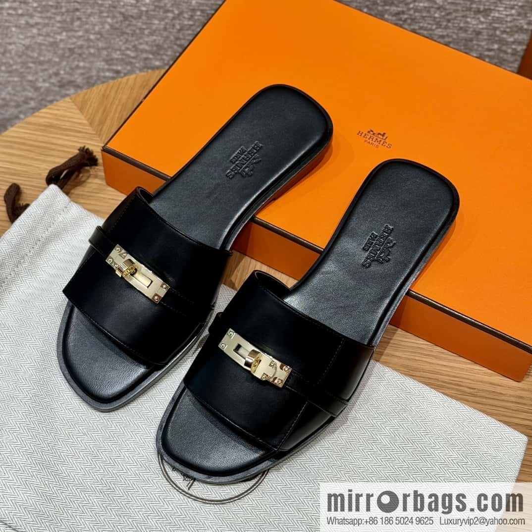 HERMES 183Kelly tow sandals Giulia calfskin /Calfskin black/CK89/Noir