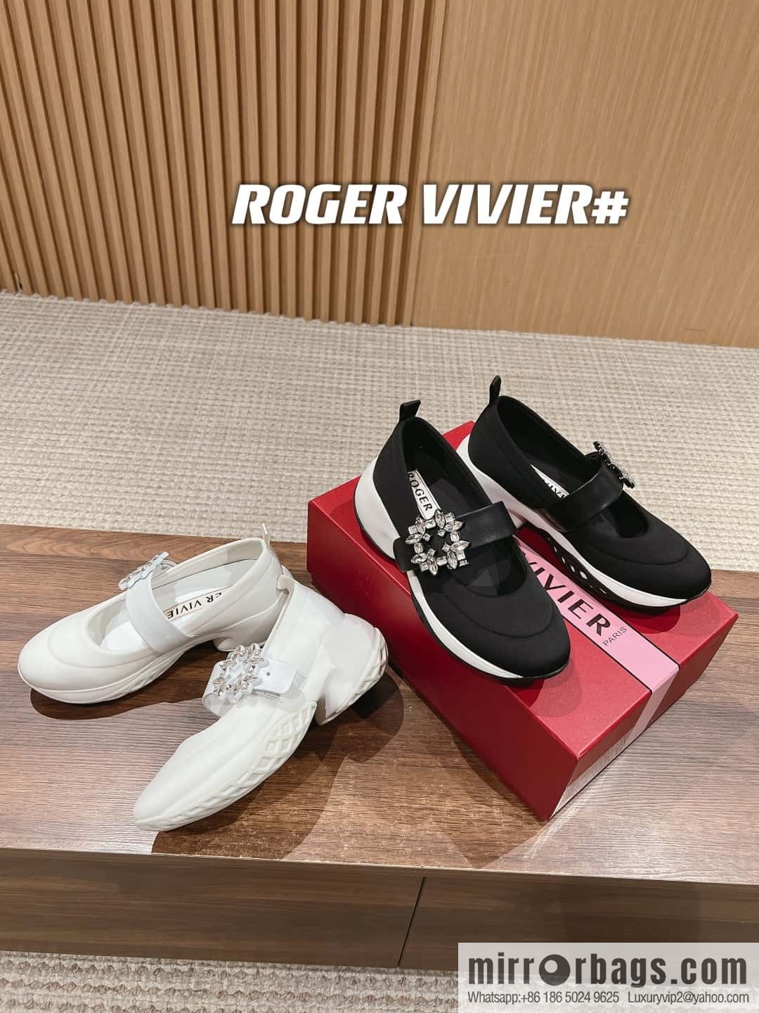 𝐑𝐨𝐠𝐞𝐫 𝐕𝐢𝐯𝐢𝐞𝐫 Roger Vivia #Early Spring New Viv'Run Buckle Fabric Sneakers