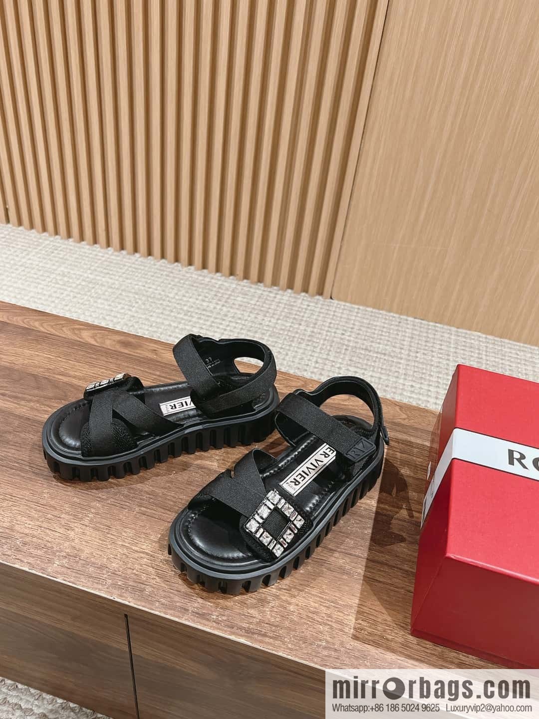 ππ¨π ππ« ππ’π―π’ππ« ππ‘π’ππ€ ππ«ππ€π€π²# Roger Vivia Diamond Button Sandals