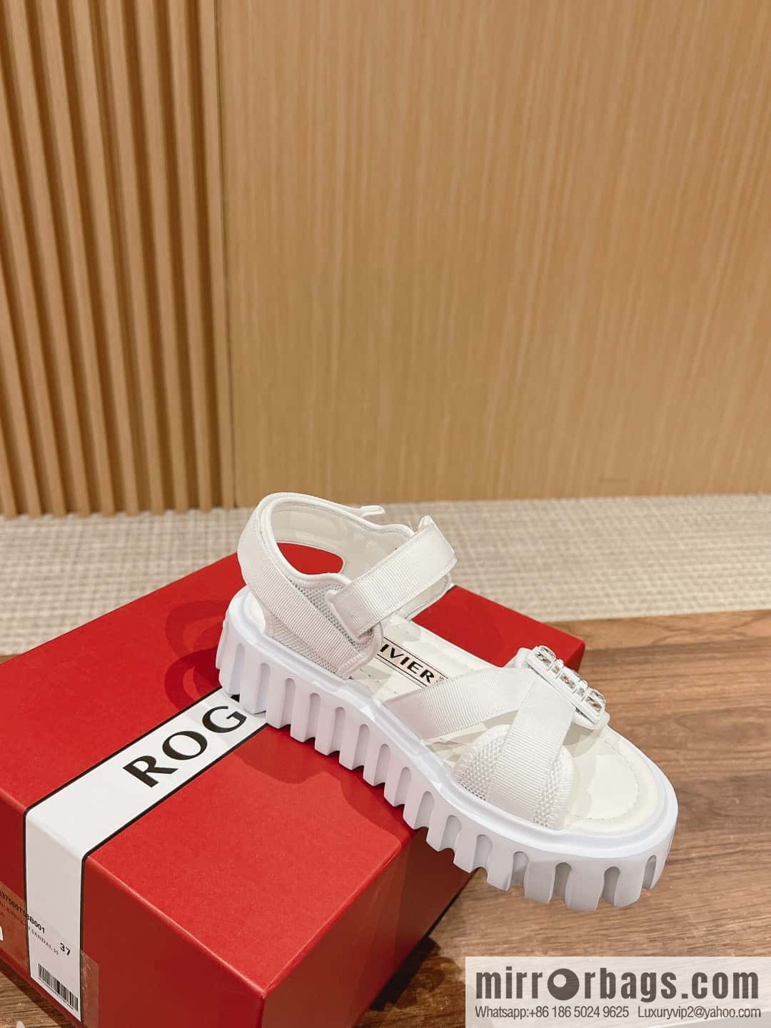 ππ¨π ππ« ππ’π―π’ππ« ππ‘π’ππ€ ππ«ππ€π€π²# Roger Vivia Diamond Button Sandals