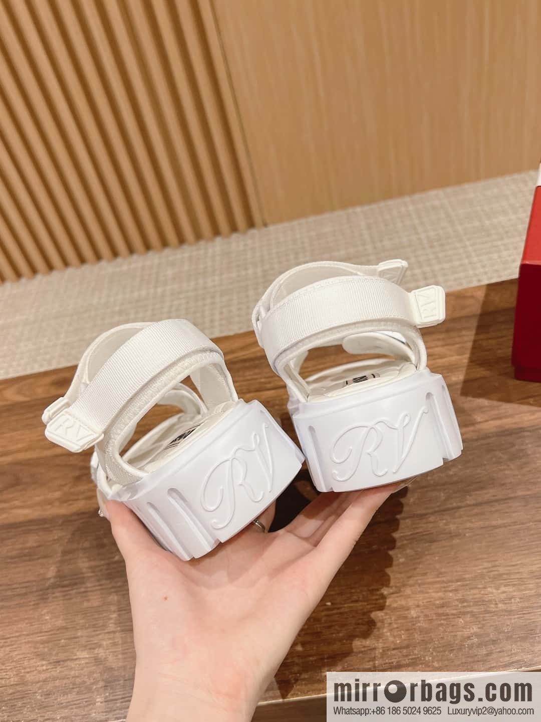 ππ¨π ππ« ππ’π―π’ππ« ππ‘π’ππ€ ππ«ππ€π€π²# Roger Vivia Diamond Button Sandals
