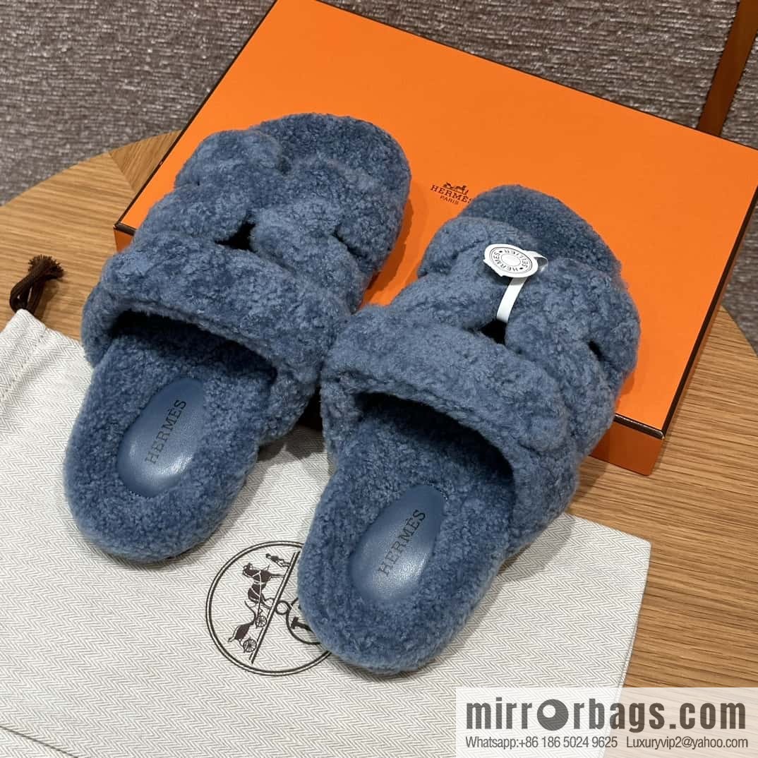 HERMES 225 CHYPRE SANDAL uncle shoes, woolskin/blue/blue
