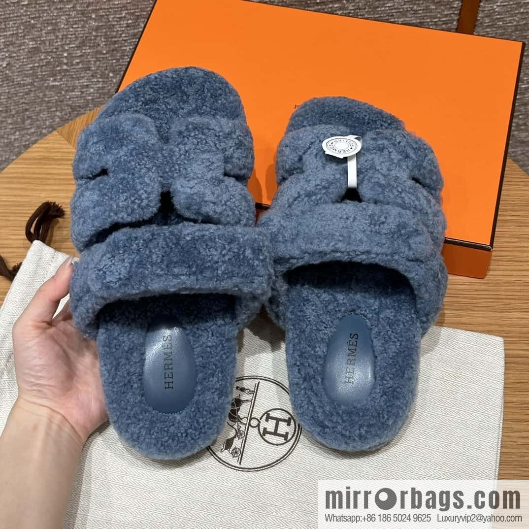 HERMES 225 CHYPRE SANDAL uncle shoes, woolskin/blue/blue