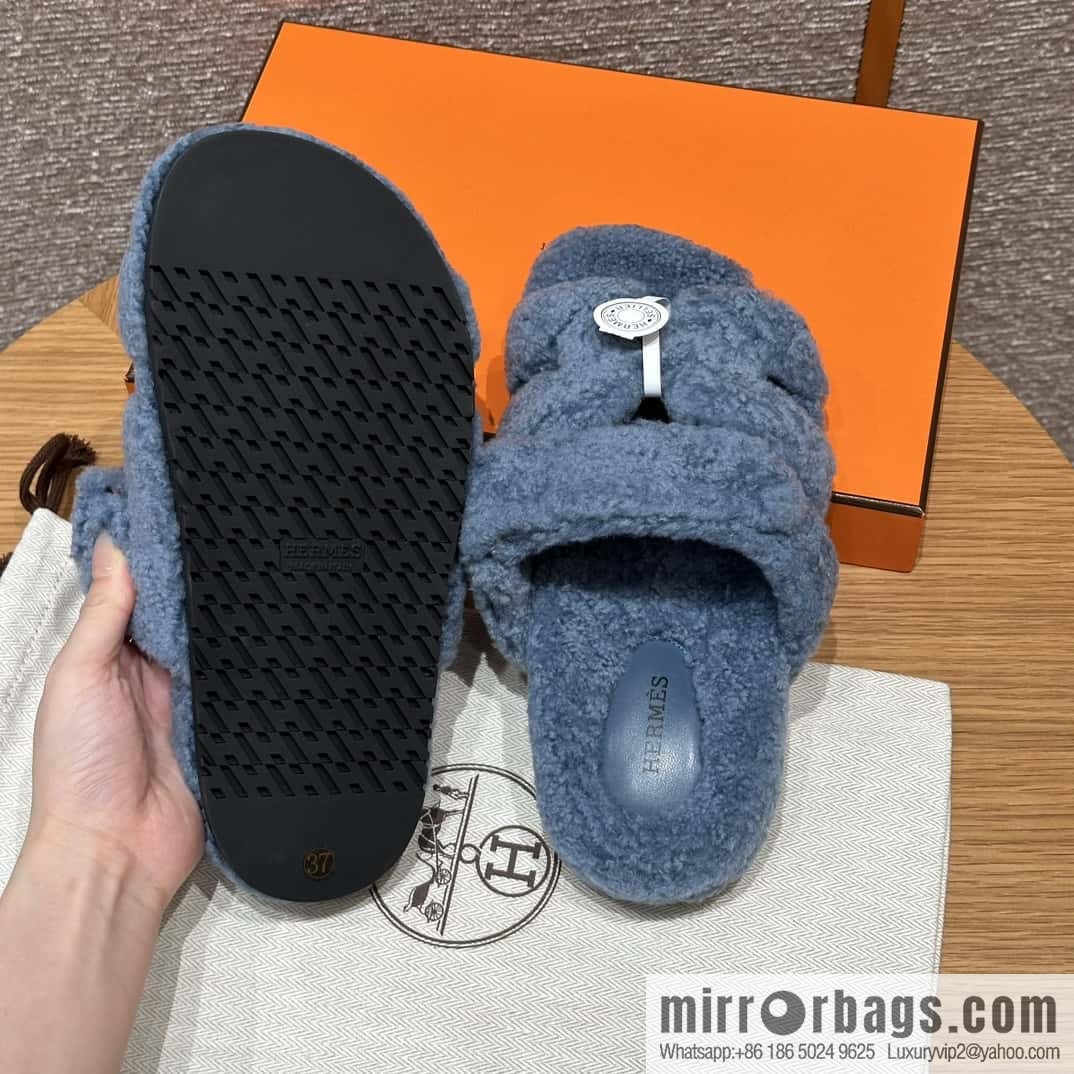 HERMES 225 CHYPRE SANDAL uncle shoes, woolskin/blue/blue