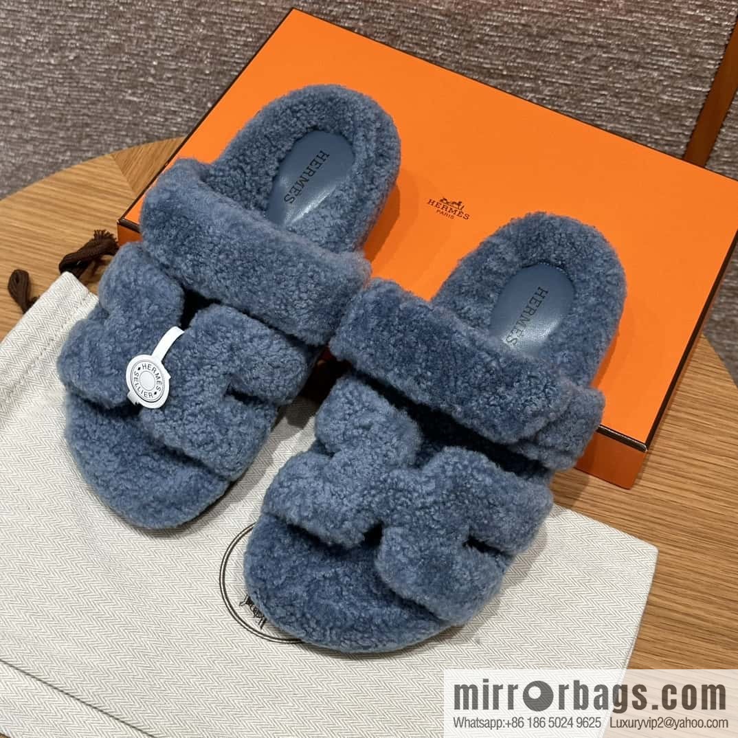 HERMES 225 CHYPRE SANDAL uncle shoes, woolskin/blue/blue