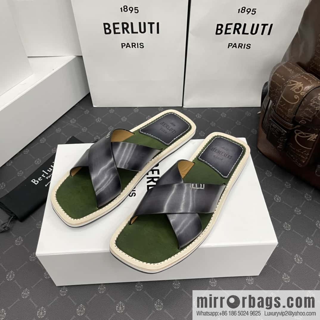 Berlut * Elio Slippers