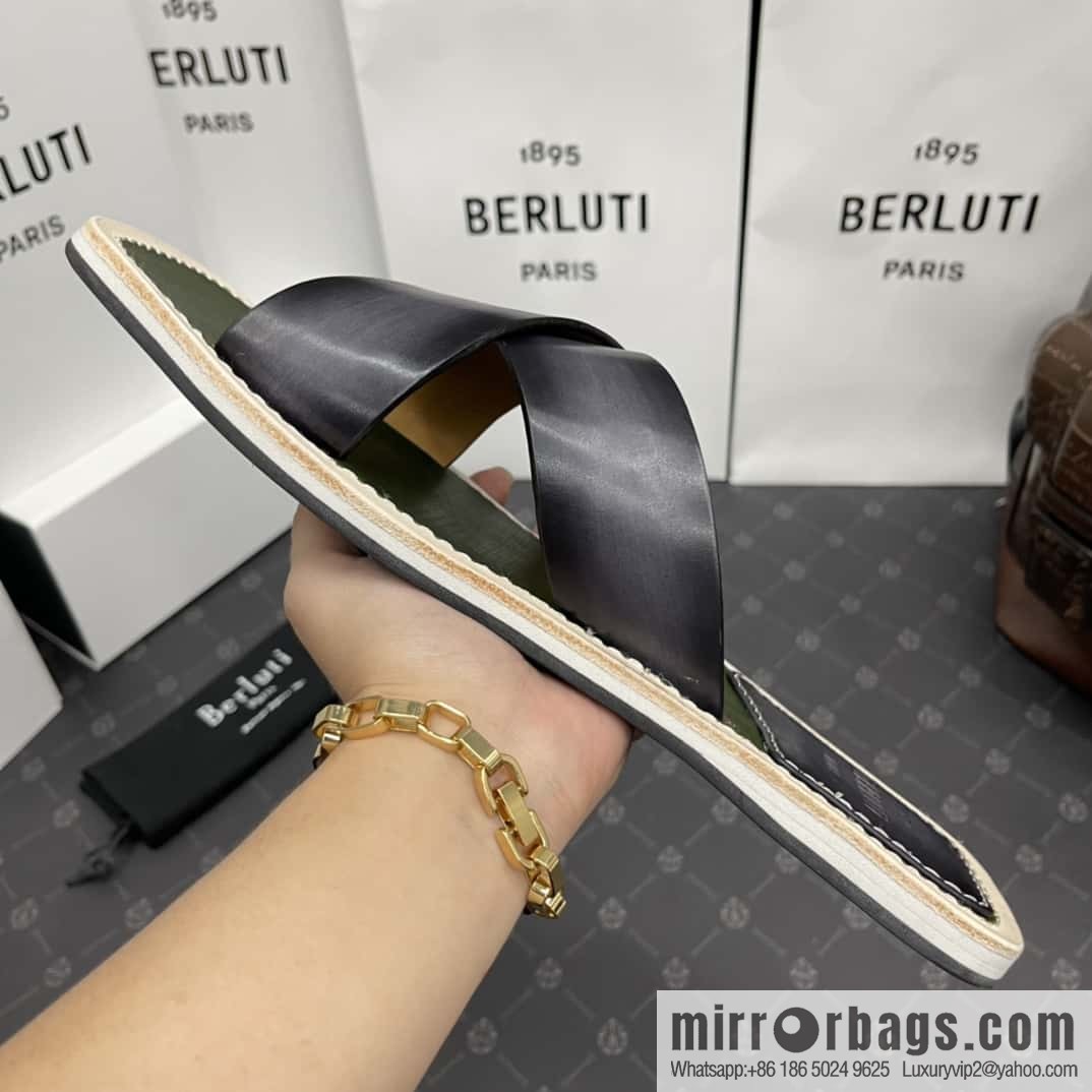 Berlut * Elio Slippers
