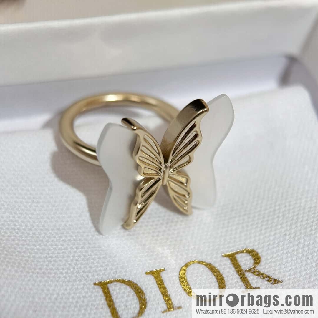 New ☑️ DIOR butterfly pearl ring
